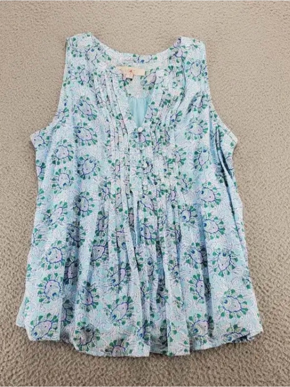 LOFT Light Blue Floral Pintuck Sleeveless V-Neck Camisole - Picture 3 of 8